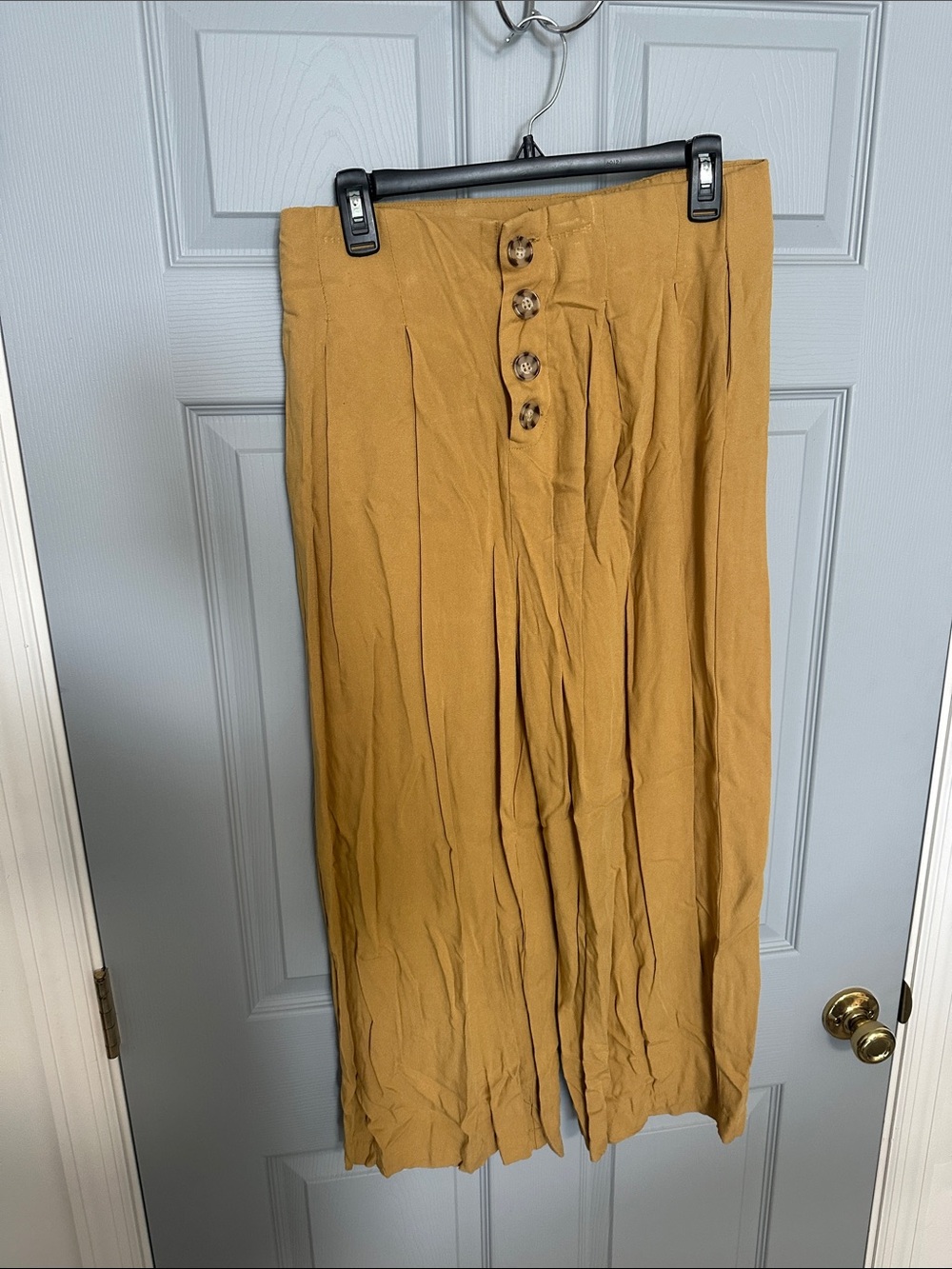 Shinestar Mustard Button-Front Wide-Leg Cropped Pants